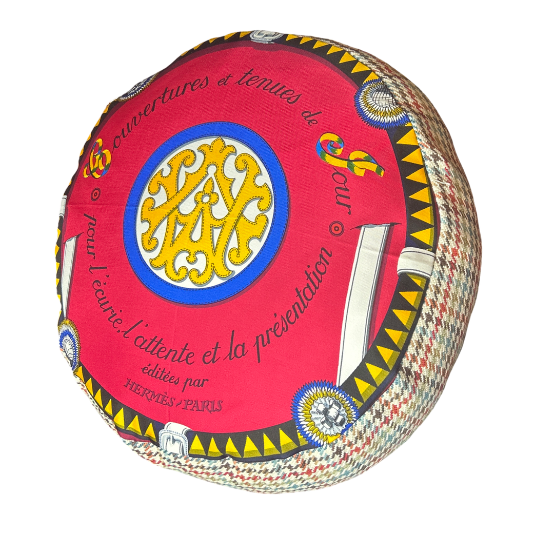 Hermes Couvertures et Tenues du Jour Scarf Red Pillow at Vintage Lice Up