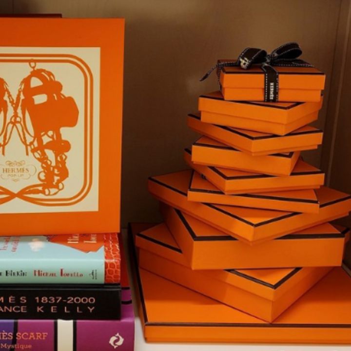 Scarf Gift Boxes with Ribbon