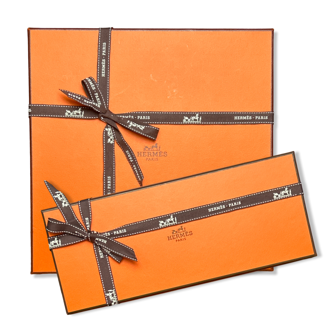 Scarf Gift Boxes with Ribbon