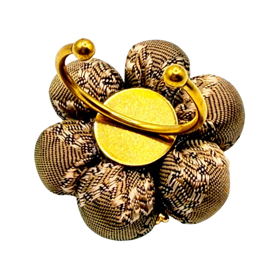 GG Bronze Bumblebee Vintage Silk Necktie Ring
