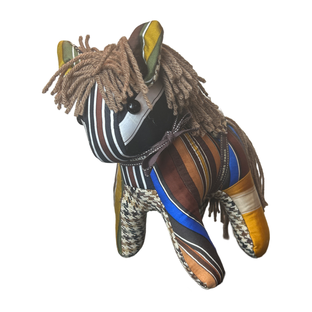 Hermes Couvertures et Tenues du Jour Scarf Pony at Vintage Luxe Up