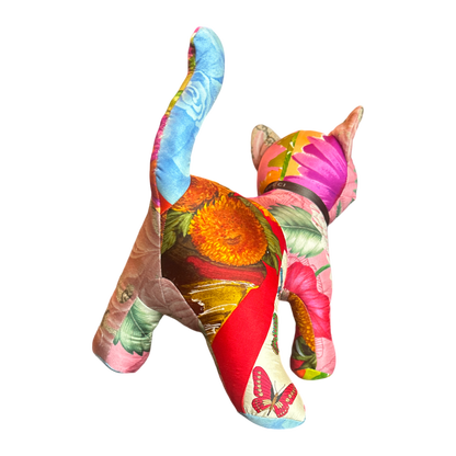 Gucci Vintage Scarf | Gucci Kitten at Vintage Luxe Up
