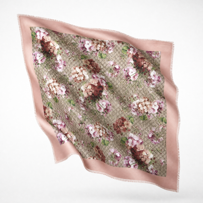 Gucci gg blooms pink scarf