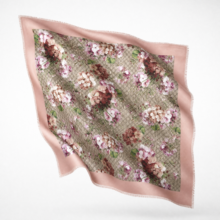 Gucci gg blooms pink scarf