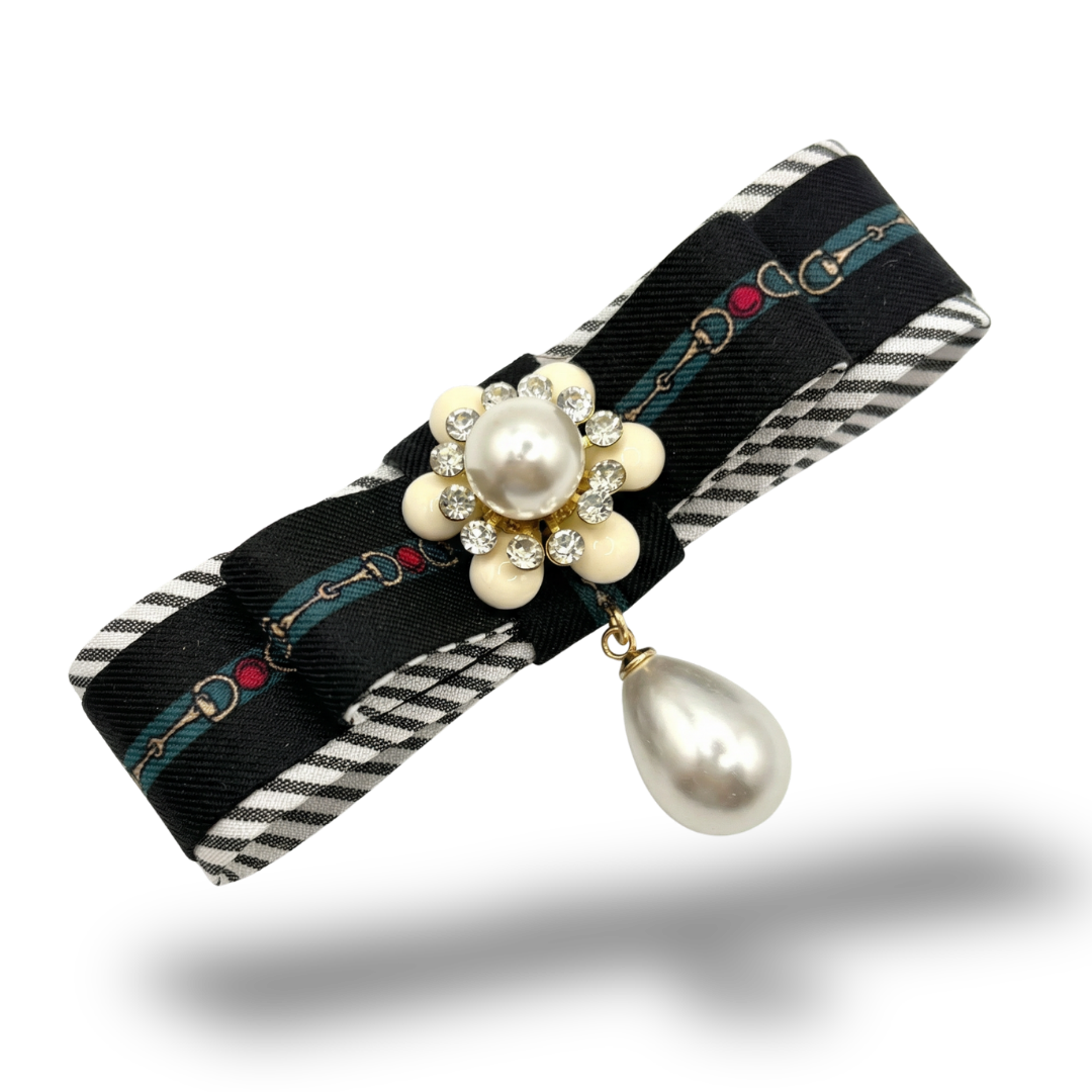 Gucci Silk Necktie Bar Brooch Luxury Accessory