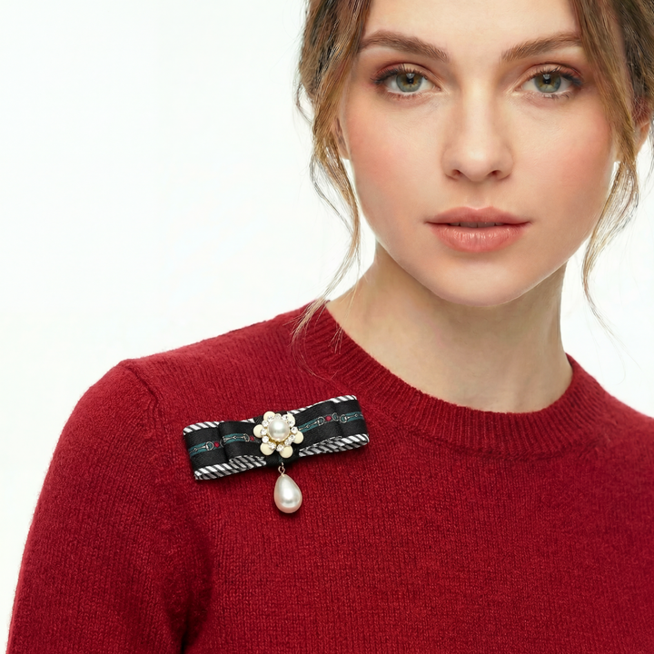 Gucci Silk Necktie Bar Brooch Luxury Accessory