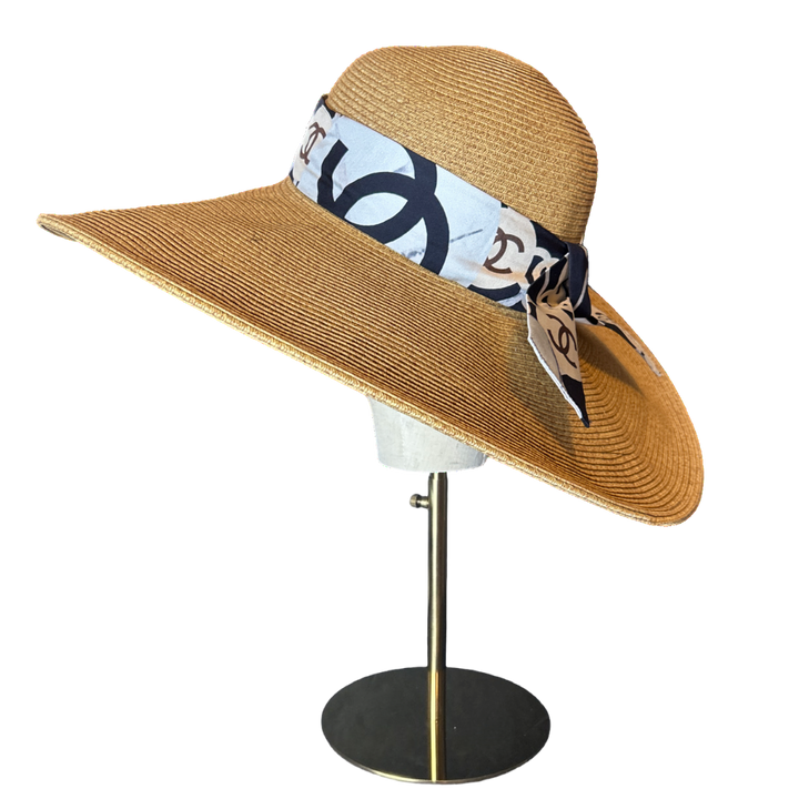 CC Logo Camellia Noir Perfect Straw Sun Hat