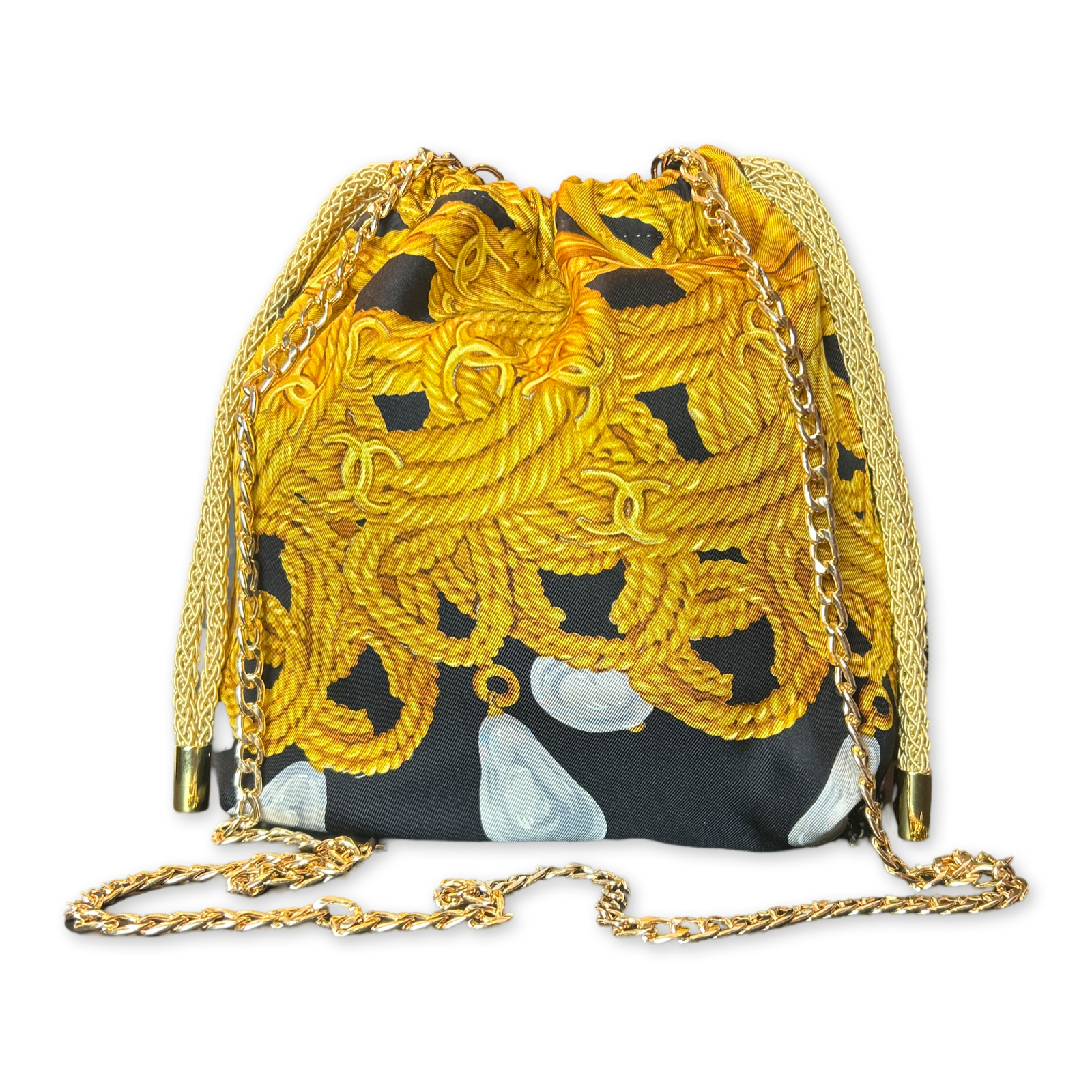 Chanel CC Logo Gold Chain Scarf | Chanel Crossbody Bag at Vintage Luxe Up