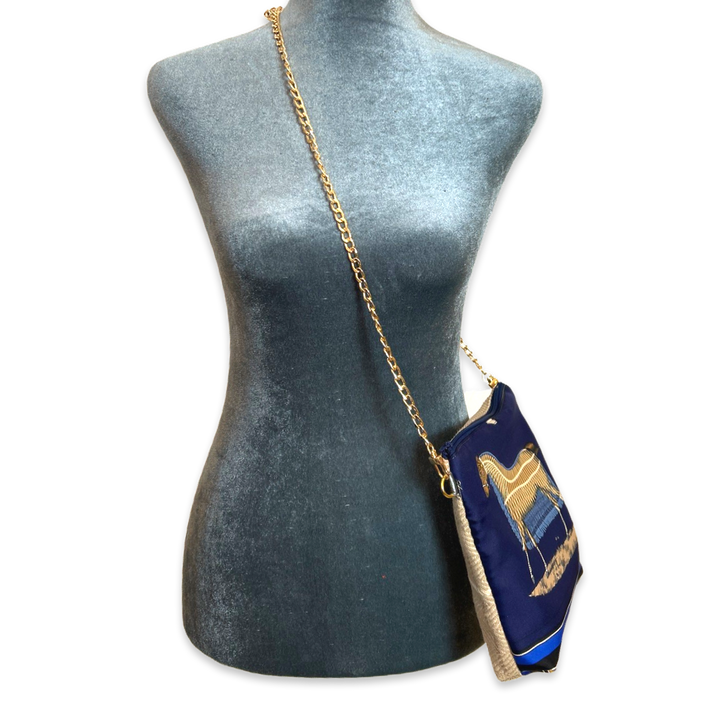 Couvertures et Tenues du Jour Blue Vintage Scarf Crossbody Bag