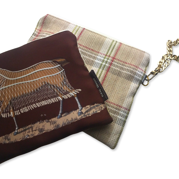 Couvertures et Tenues du Jour Brown Vintage Silk Scarf Wristlet Grand Bag