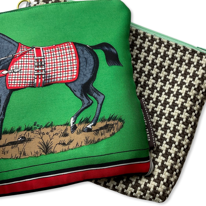 Couvertures et Tenues du Jour Green Vintage Silk Scarf Wristlet Grand Bag
