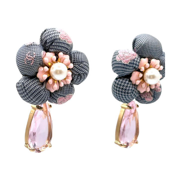 Chanel Earrings | Chanel jewelry