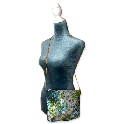 Vintage Gucci Crossbody Bag GG Logo Blooms Blue Vintage Scarf Crossbody Bag at Vintage Luxe Up
