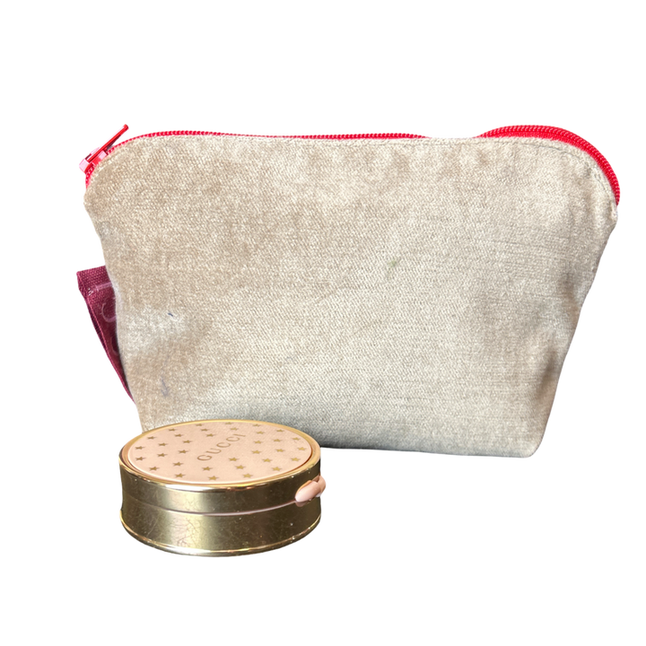 Gucci GG Logo Floral Scarf Beauty Bag | Vintage Luxe Up