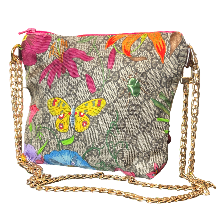 Gucci GG Logo Flora Scarf | Gucci Crossbody Bag exclusively at Vintage Luxe Up