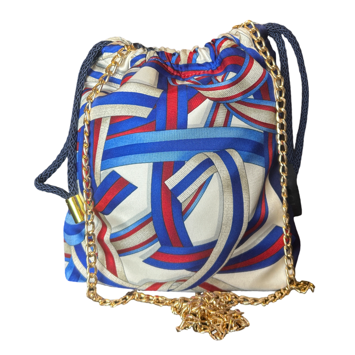 Gucci Ribbons Scarf | Gucci Crossbody Bag at Vintage Luxe Up