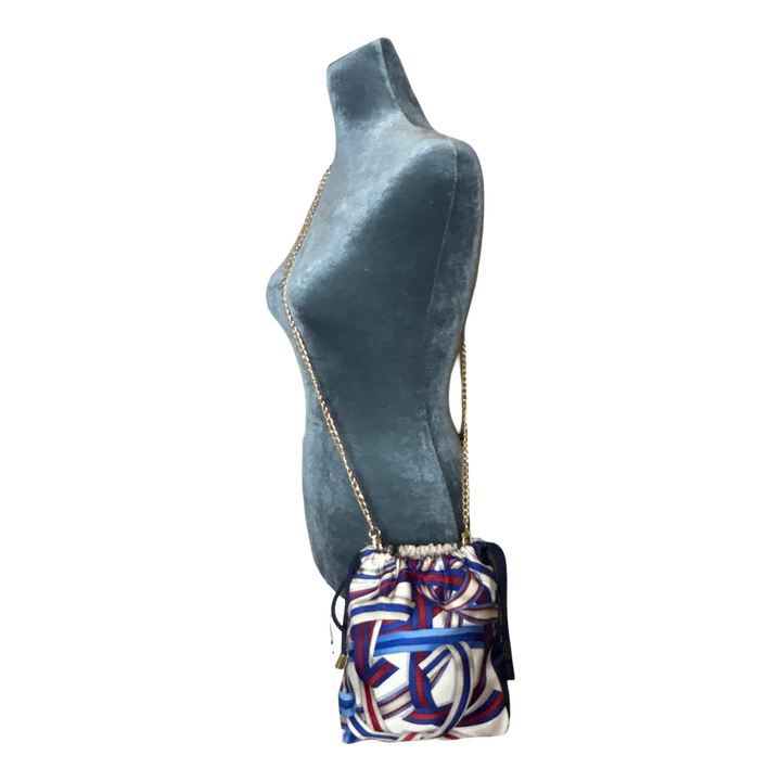 Gucci Ribbons Scarf | Gucci Crossbody Bag at Vintage Luxe Up