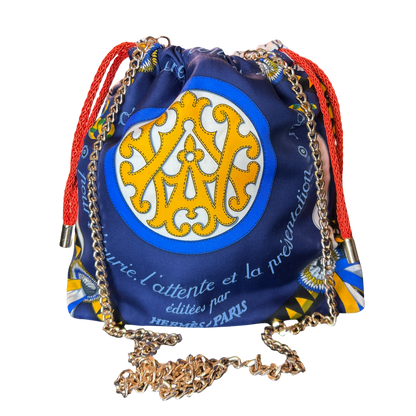 HERMES Couvertures et Tenues du Jour Scarf | Hermes Crossbody Bag at Vintage Luxe up