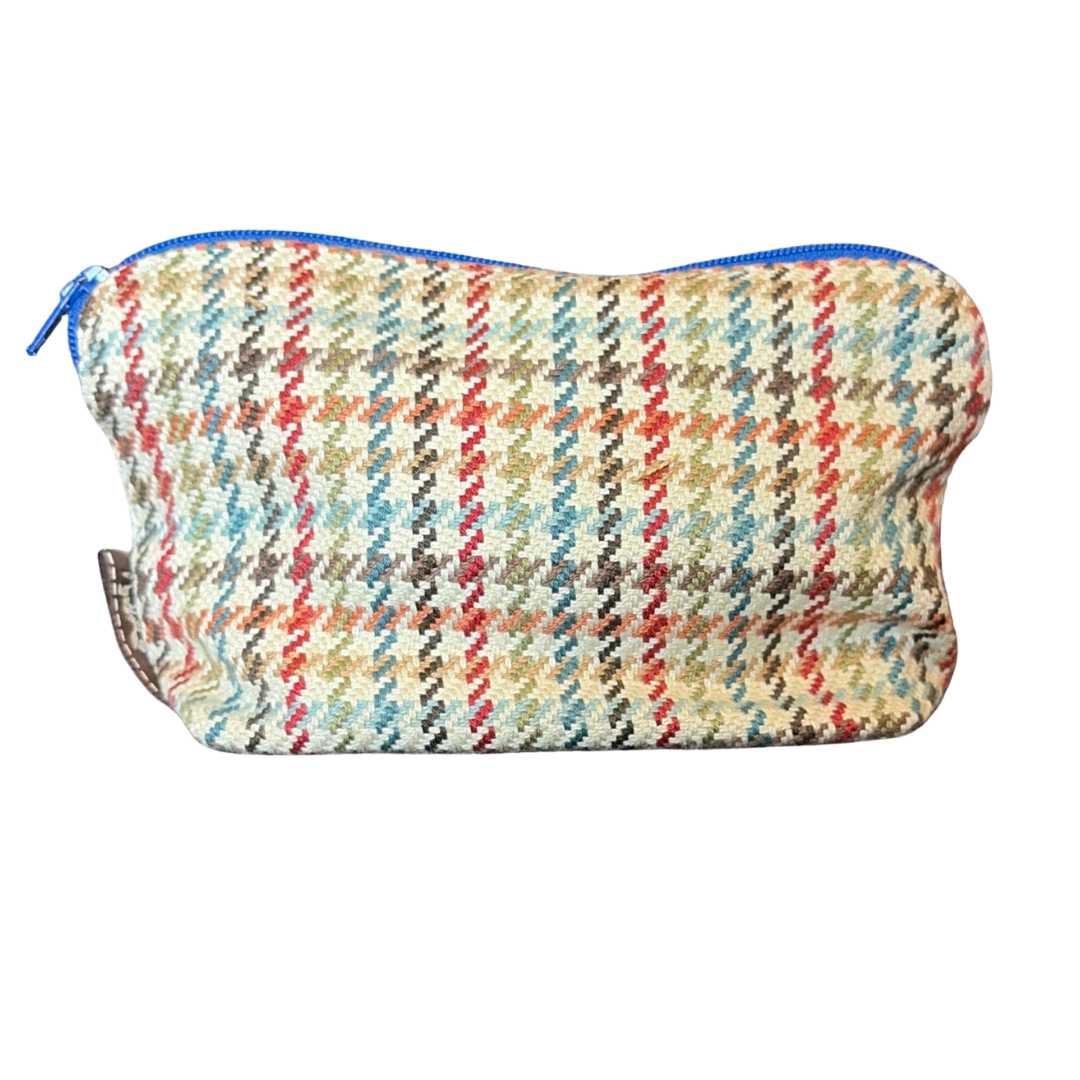 Couvertures et Tenues du Jour Ivory Multi Vintage Silk Scarf Beauty Bag