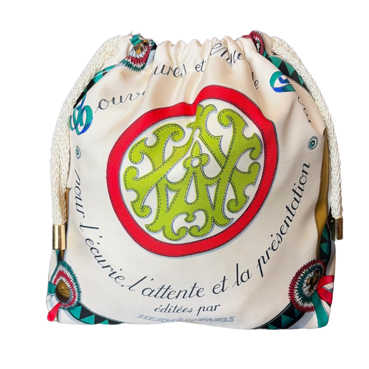 HERMES Couvertures et Tenues du Jour Scarf | Hermes Crossbody Bag at Vintage Luxe up