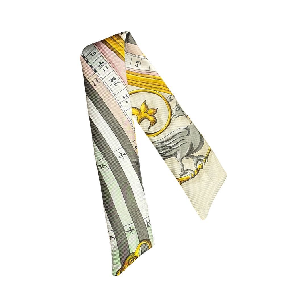 Astrologie Lilac Vintage Scarf Cuff Bracelet