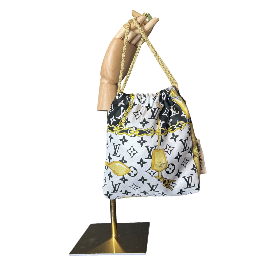 Louis Vuitton Monogram Scarf | Louis Vuitton Crossbody Bag