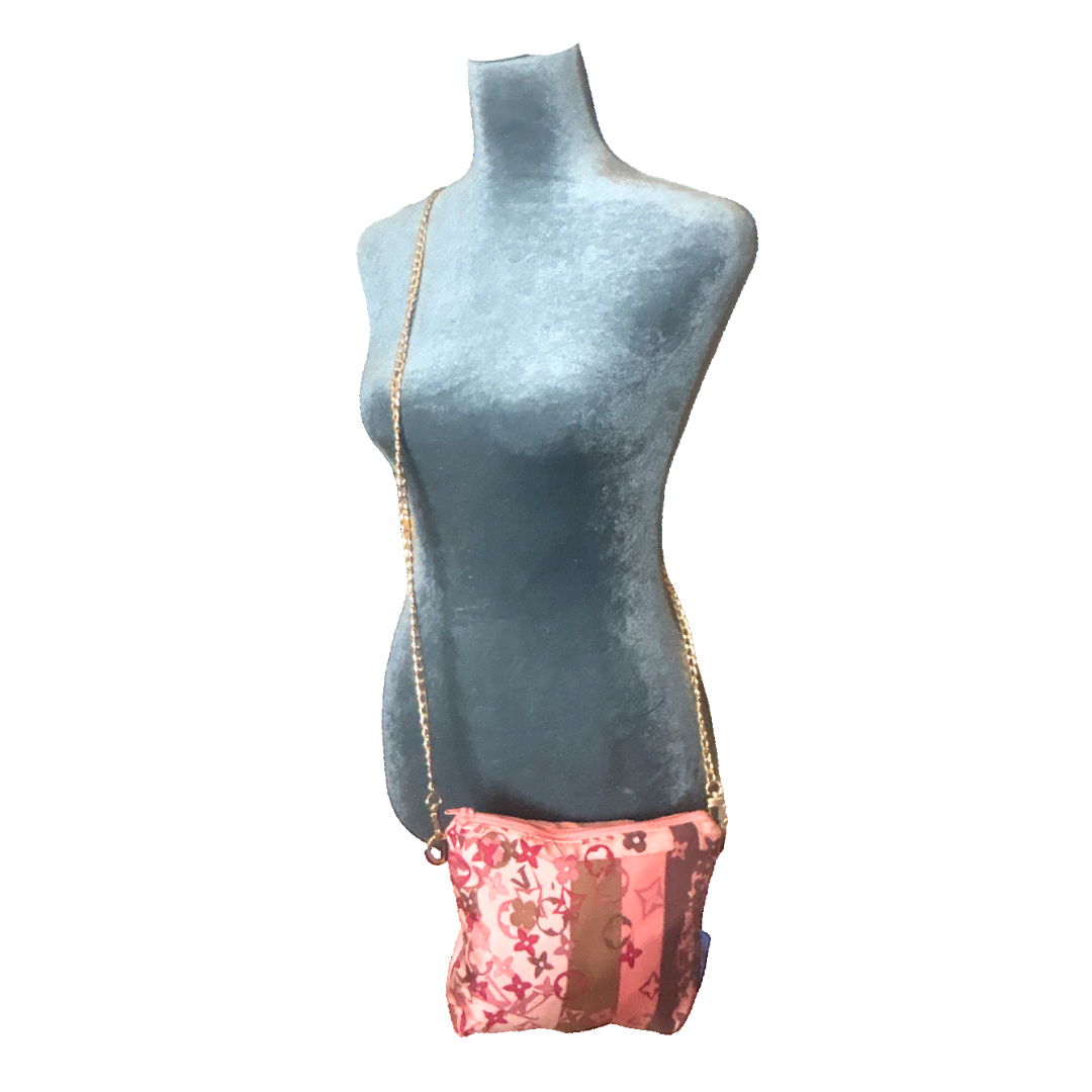 Louis Vuitton Monogram Scarf | Louis Vuitton Crossbody Bag at Vintage Luxe Up