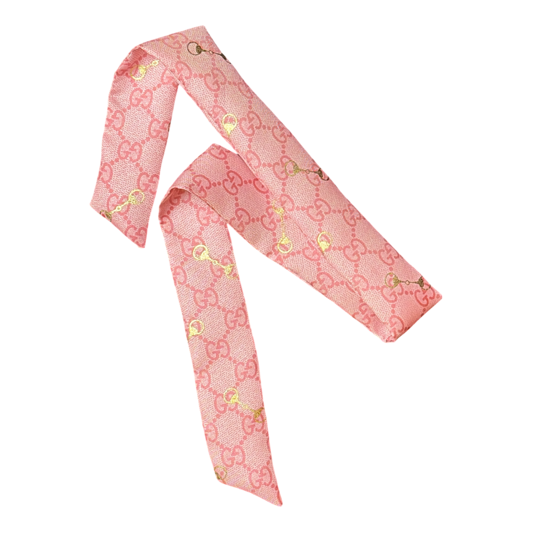 GG Horsebit Pink Vintage Scarf & Chalcedony Link Necklace