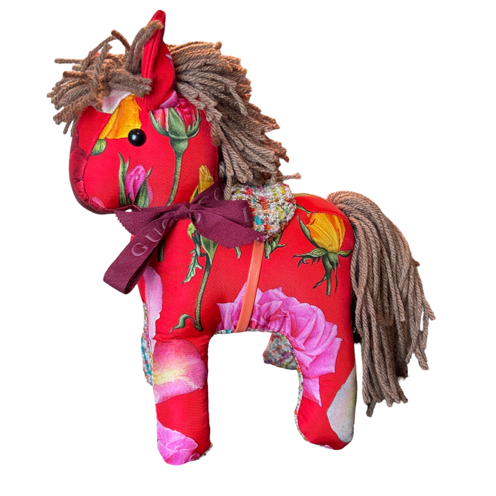 Gucci Roses Vintage Silk Scarf in Noble Pony Design