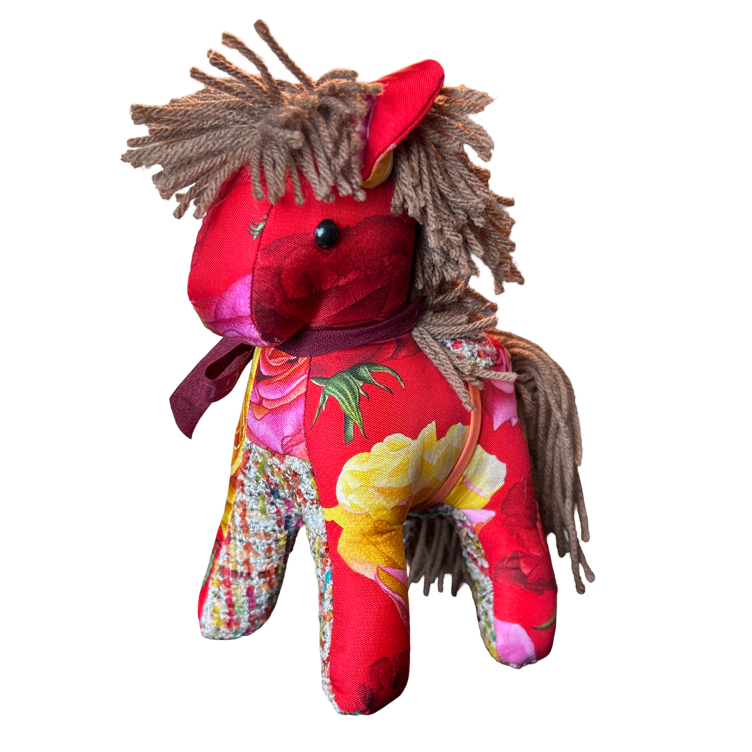 Gucci Roses Vintage Silk Scarf in Noble Pony Design