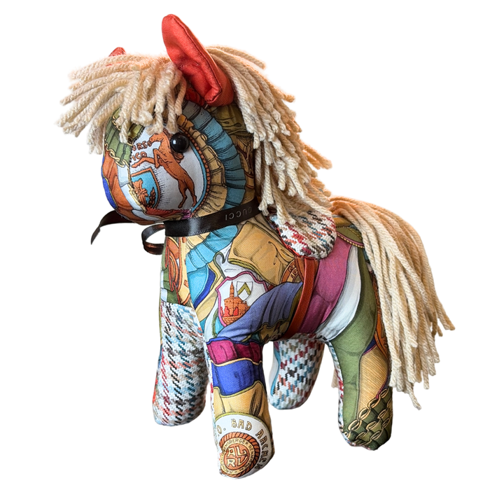Gucci Horse Ribbons Equestrian Scarf | Gucci Pony
