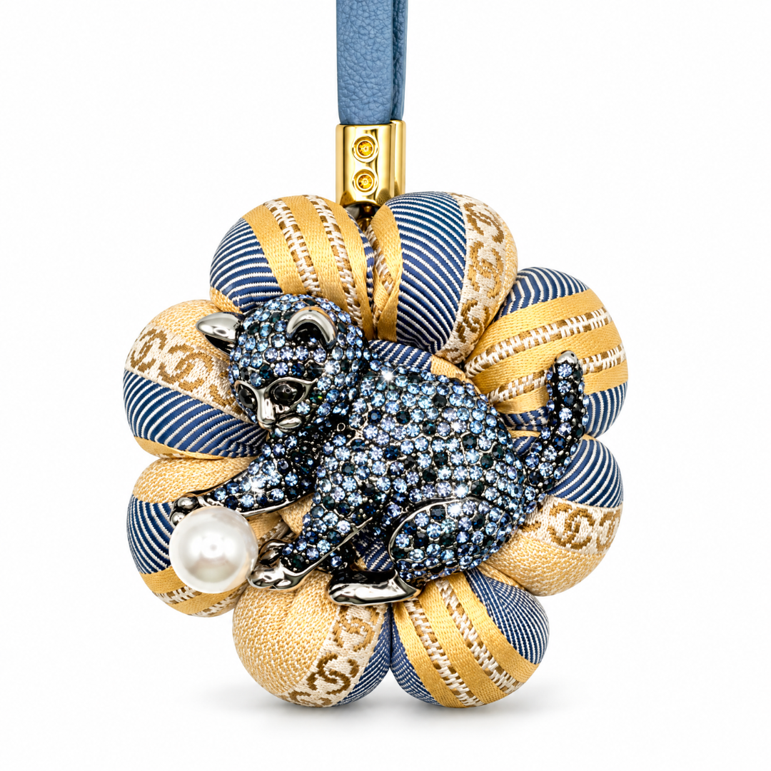 Chanel CC Logo Bag Charm | Chanel Fashion Accessories
