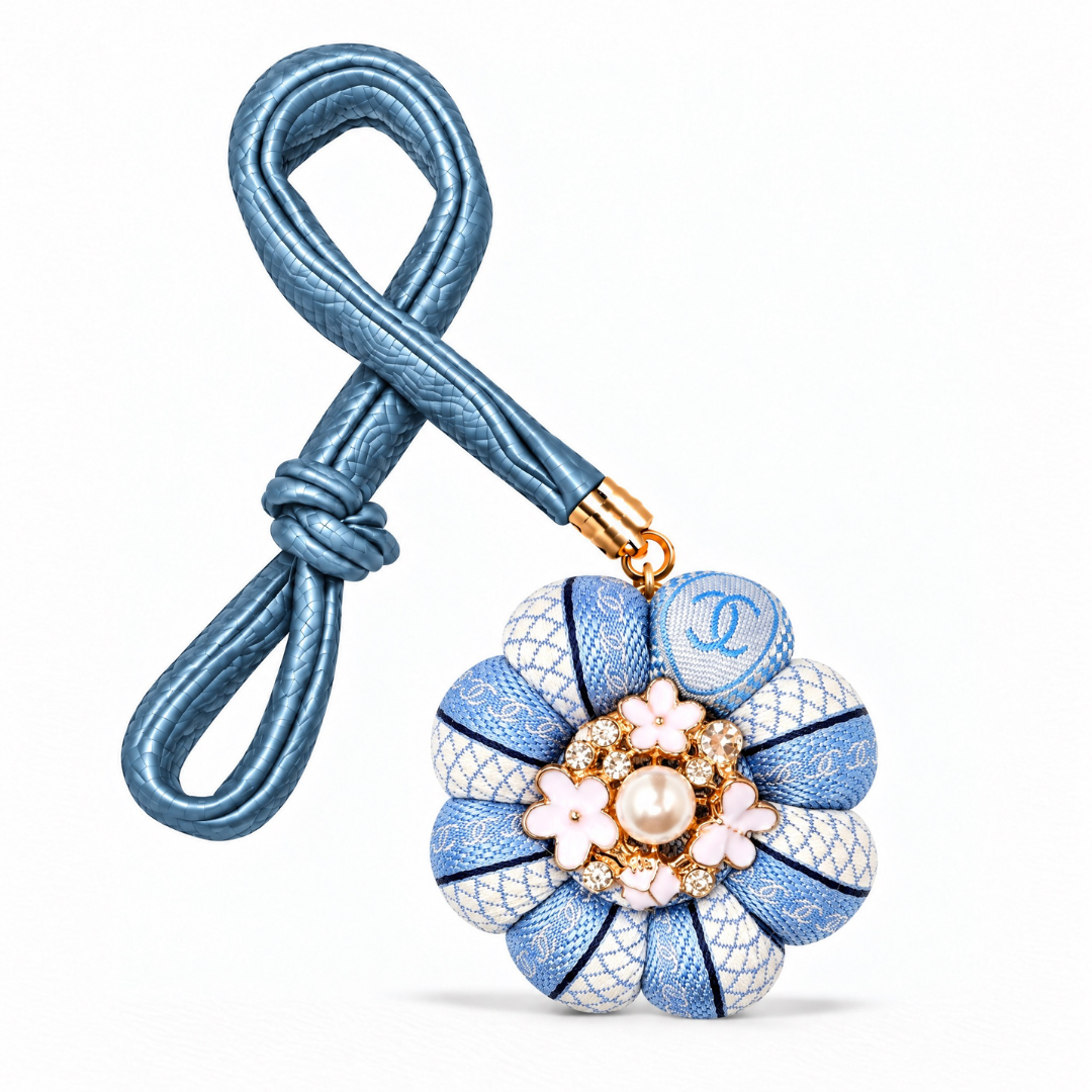 Chanel CC Logo Bag Charm | Chanel Fashion Accessories