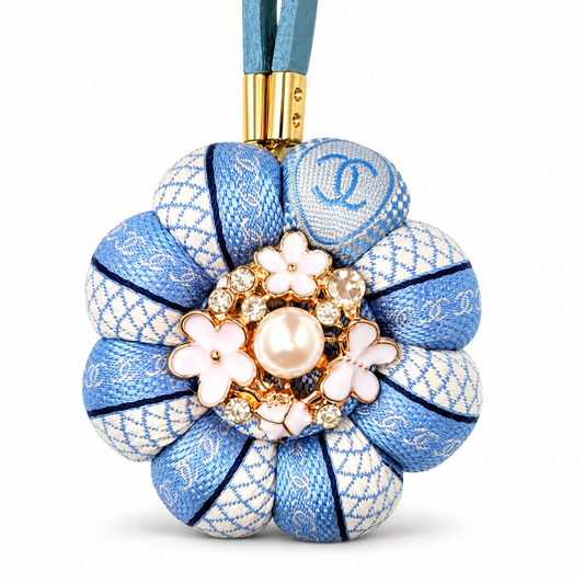 Chanel CC Logo Bag Charm | Chanel Fashion Accessories