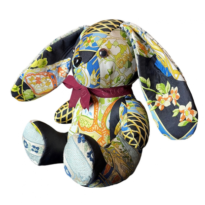 gucci chinoiserie scarf bunny