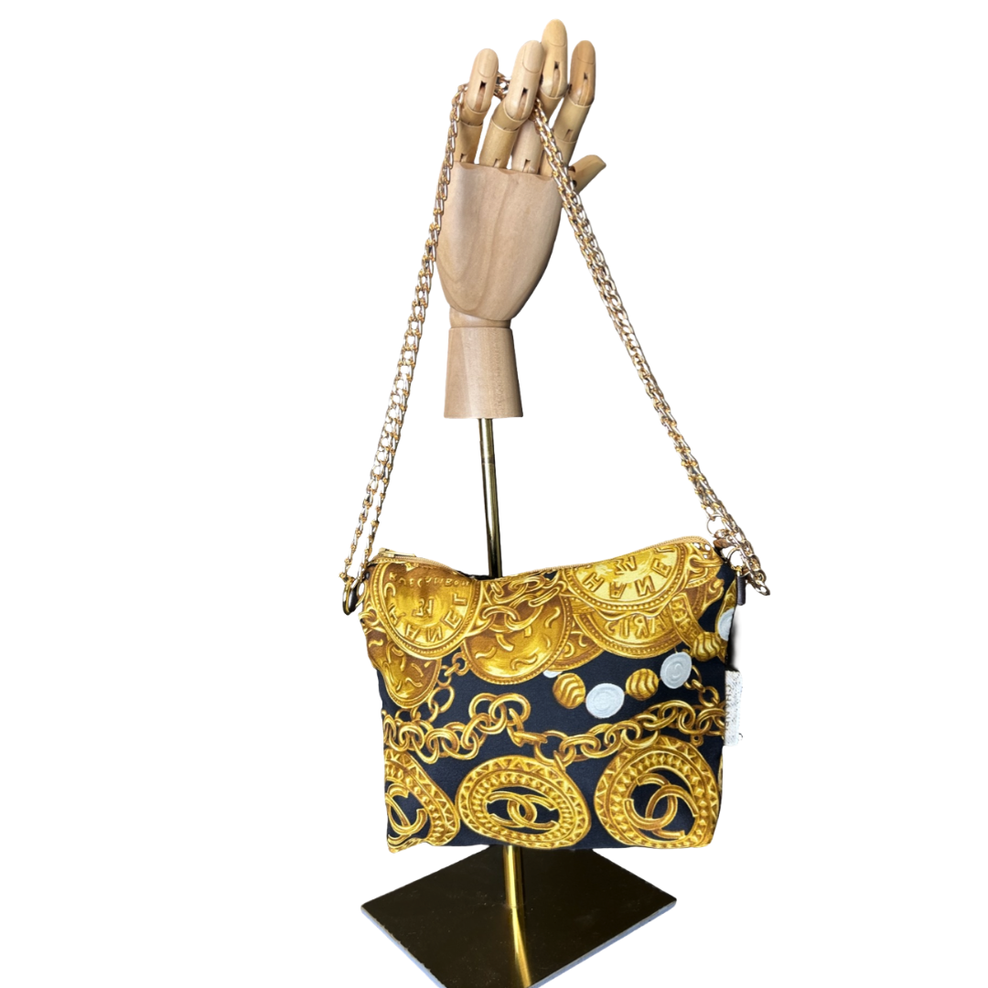 Chanel CC Logo Scarf | Chanel Crossbody Bag at Vintage Luxe Up