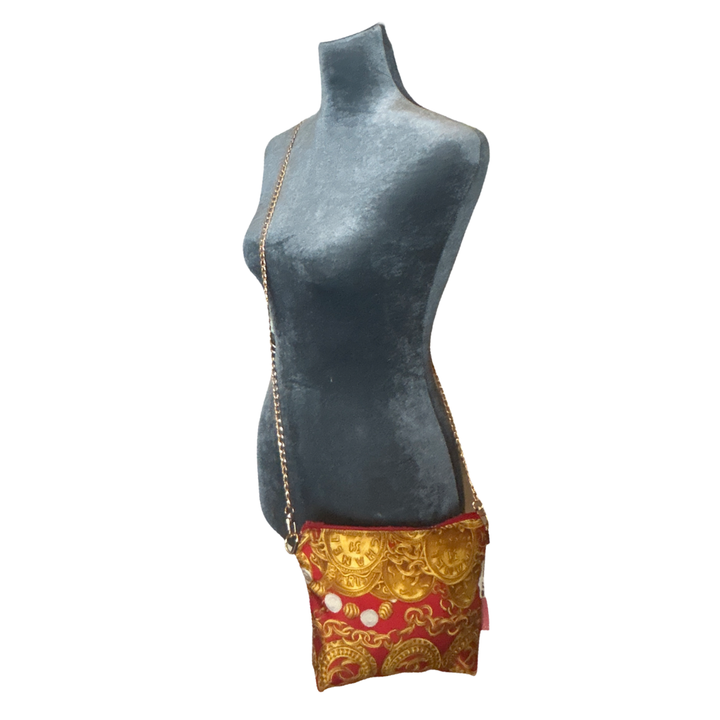 Chanel CC Logo Scarf | Chanel Crossbody Bag at Vintage Luxe Up