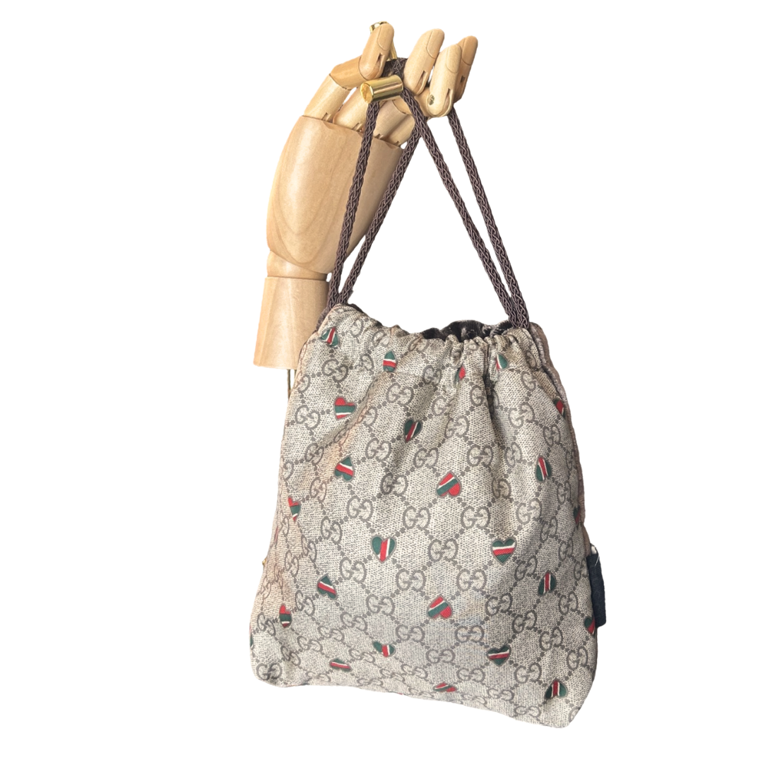 Gucci GG Hearts Scarf | Gucci Crossbody Bag
