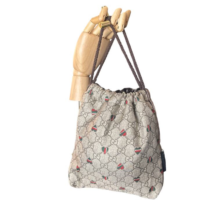 Gucci GG Hearts Scarf | Gucci Crossbody Bag