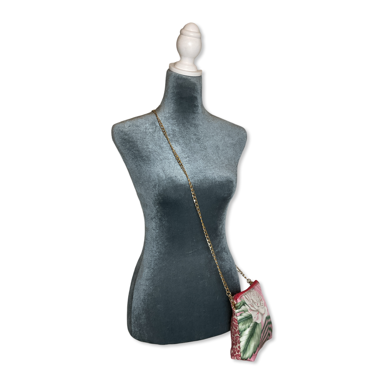 Gucci Hawaiian Soul Scarf | Gucci Crossbody Bag exclusively at Vintage Luxe Up