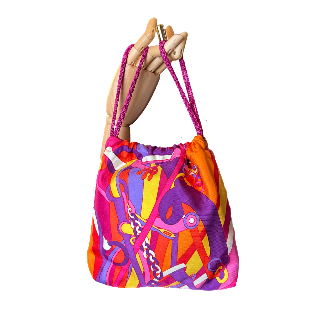 Gucci Equestrian Scarf | Gucci Crossbody Bag at Vintage Luxe Up
