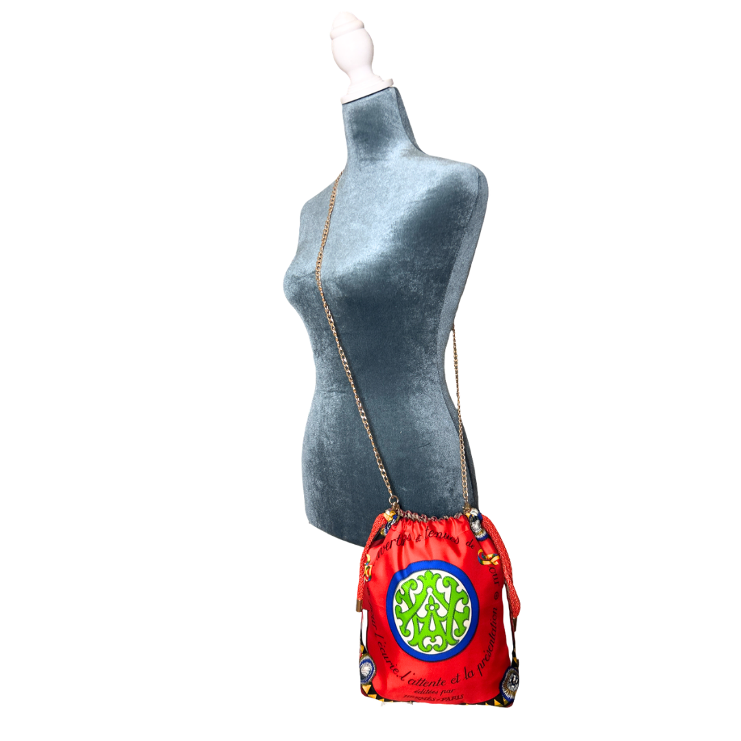 HERMES Couvertures et Tenues du Jour Scarf | Hermes Crossbody Bag at Vintage Luxe up