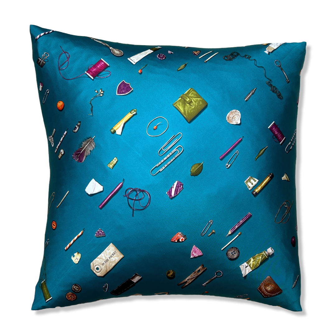 HERMES In The Pocket Scarf Pillow Throw Pillow 