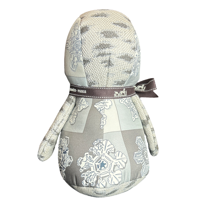 Feux d'Hiver Vintage Silk Scarf Courageous Penguin