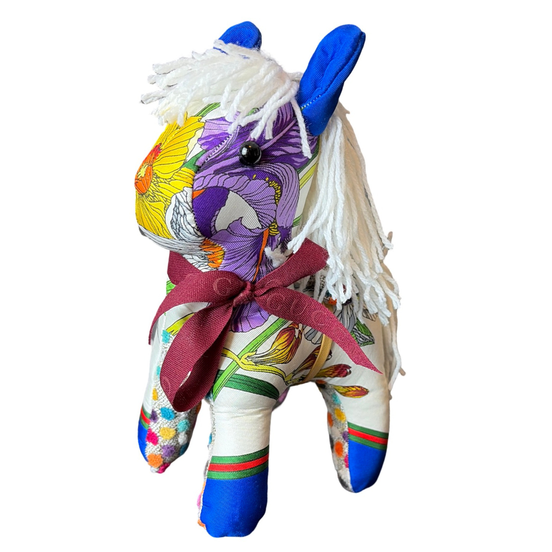 Gucci Iris Equestrian Scarf | Gucci Pony