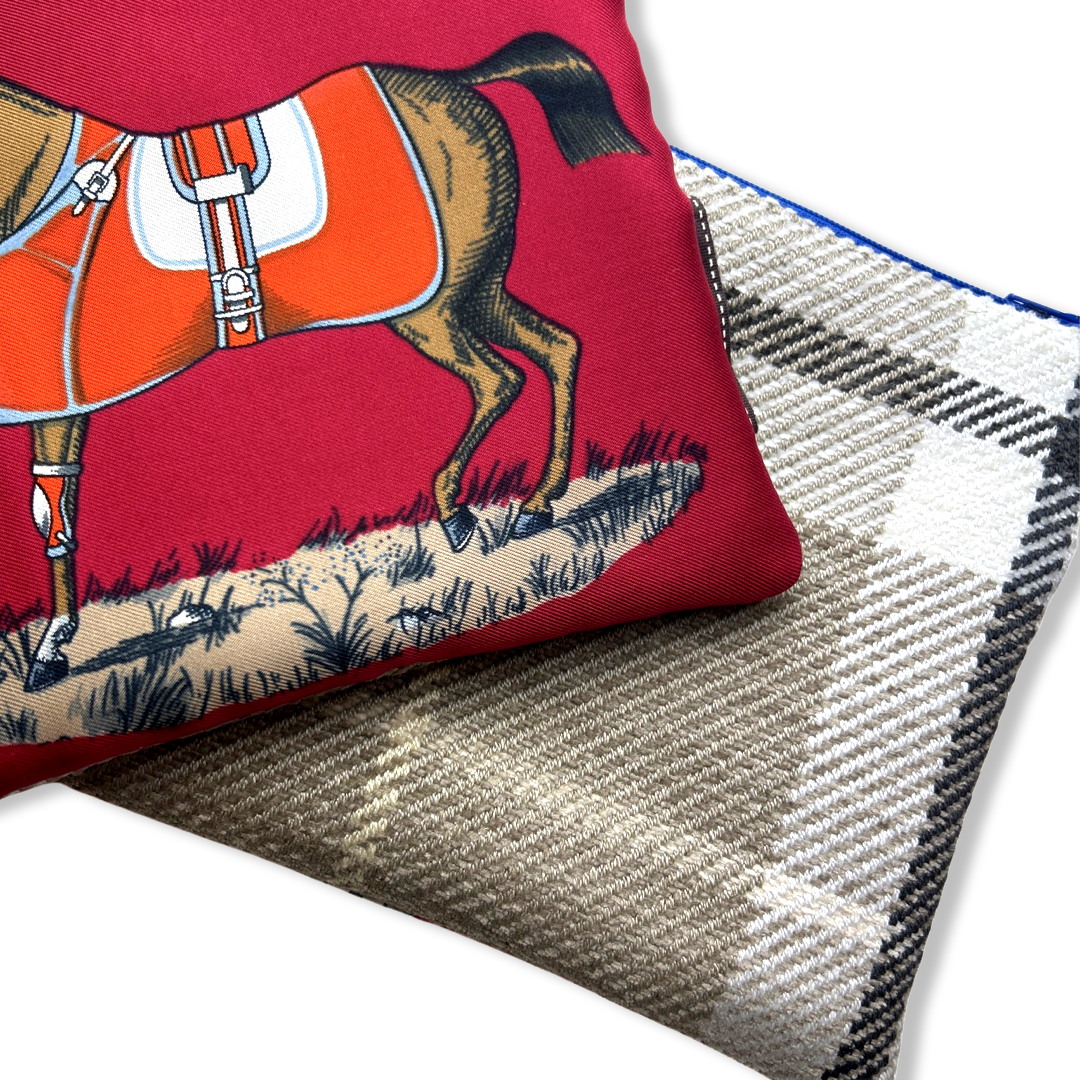 HERMÈS Couvertures et Tenues du Jour Red Vintage Silk Scarf Wristlet Bag